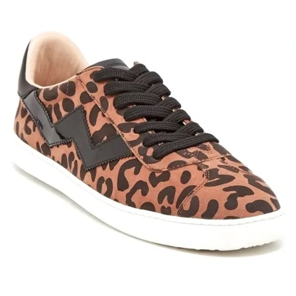 Stuart Weitzman Like New Daryl Sneaker in Leopard Print Size 6.6 - Picture 1 of 8